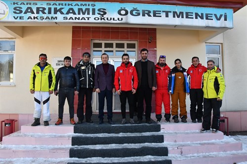 Olimpiyat Oyunlarında Alp Disiplininde Türkiye'yi temsil hakkı kazanan Berkin USTA'nın Kaymakamımız Sayın Doğan KEMELEK Ziyareti